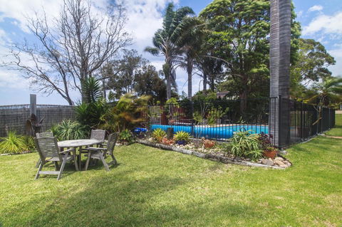 Lake Edge Apartments - Tourism Hervey Bay 2