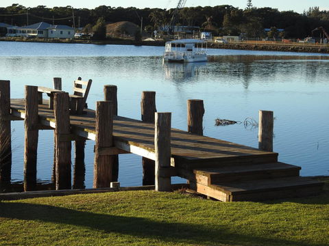 Lake Edge Apartments - Tourism Hervey Bay 21