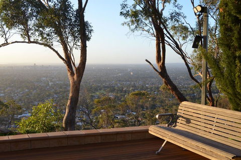 Kingsview Belair, Apartment Grand Views Of Adelaide - Hervey Bay Accommodation 7