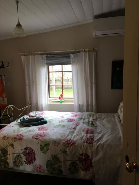 Amy\'s House Bed & Breakfast - Tourism Hervey Bay 38