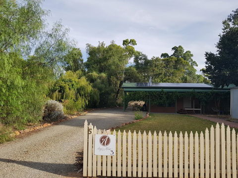 Amy\'s House Bed & Breakfast - Tourism Hervey Bay 27