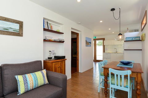 Trafalgar Premium Vintage Suites - Hervey Bay Accommodation 20