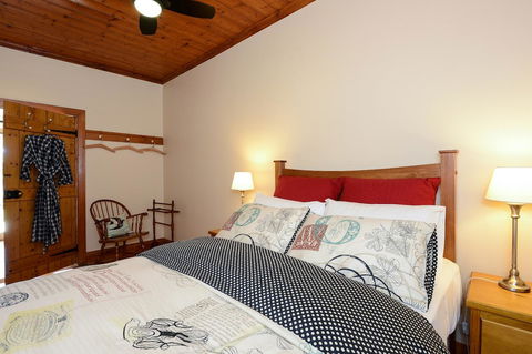 Trafalgar Premium Vintage Suites - Hervey Bay Accommodation 23