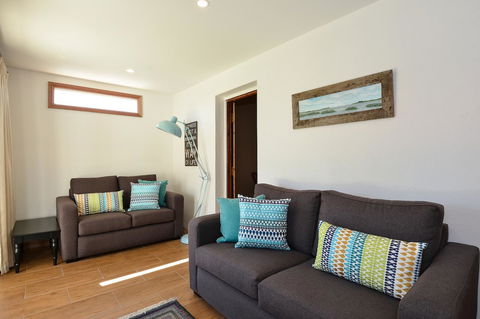 Trafalgar Premium Vintage Suites - Hervey Bay Accommodation 21