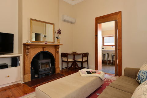 Trafalgar Premium Vintage Suites - Hervey Bay Accommodation 18