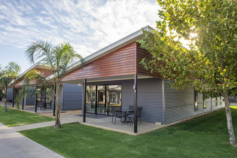 Paringa Resort - Hervey Bay Accommodation 0