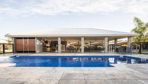 Paringa Resort - Hervey Bay Accommodation 1