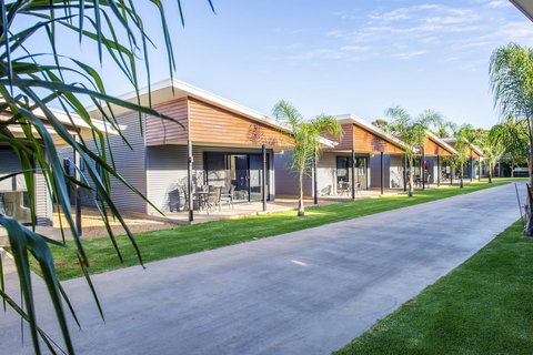 Paringa Resort - Hervey Bay Accommodation 2