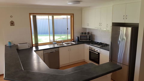 Aldinga Beach Overnighter Or Getaway Home - Hervey Bay Accommodation 31