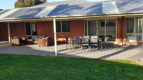 Aldinga Beach Overnighter Or Getaway Home - Hervey Bay Accommodation 2
