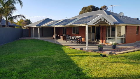 Aldinga Beach Overnighter Or Getaway Home - Hervey Bay Accommodation 0