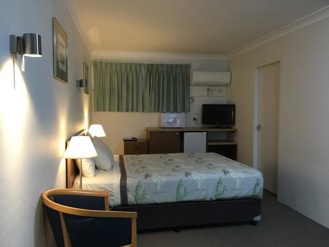 Ten Dollar Town Motel - Hervey Bay Accommodation 30