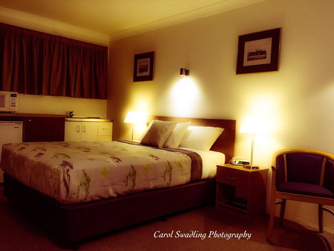 Ten Dollar Town Motel - Hervey Bay Accommodation 4