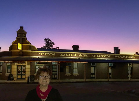 Ten Dollar Town Motel - Hervey Bay Accommodation 27