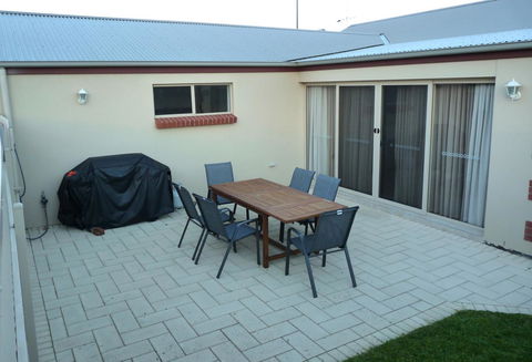 Longreach At Port Elliot - Tourism Hervey Bay 26