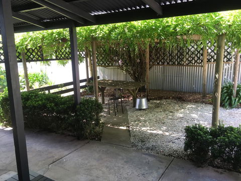 Hilltop Too - Tourism Hervey Bay 11