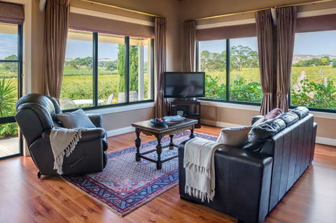 Barossa Shiraz Estate - Hervey Bay Accommodation 14