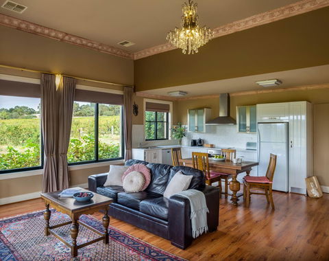 Barossa Shiraz Estate - Hervey Bay Accommodation 15