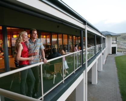 Lady Bay Hotel - Tourism Hervey Bay 10