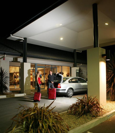 Lady Bay Hotel - Tourism Hervey Bay 8