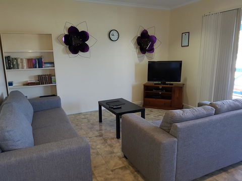 Marion Bay Holiday Villas - Tourism Hervey Bay 11