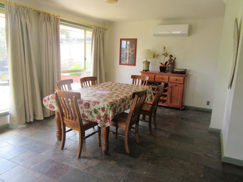 Maslin Beach House - Hervey Bay Accommodation 2