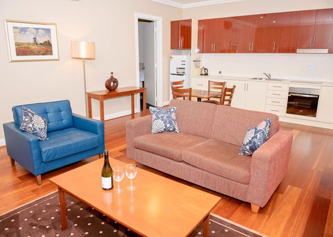 Whyalla Playford Apartments - Hervey Bay Accommodation 9