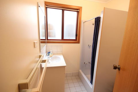 Port Vincent Motel & Apartments - Tourism Hervey Bay 21