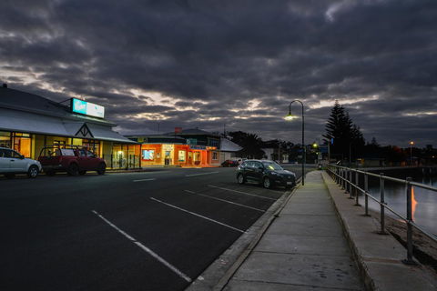 Port Vincent Motel & Apartments - Tourism Hervey Bay 43