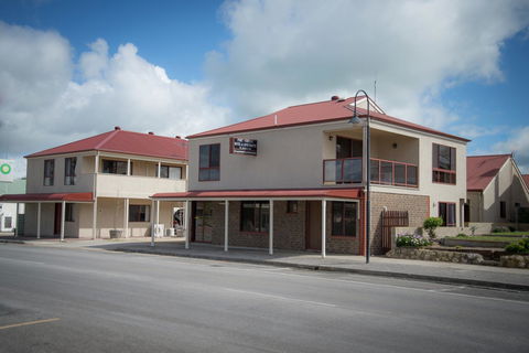 Port Vincent Motel & Apartments - Tourism Hervey Bay 39