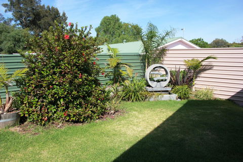 Port Vincent Motel & Apartments - Tourism Hervey Bay 27