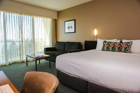 Port Lincoln Hotel - Tourism Hervey Bay 9