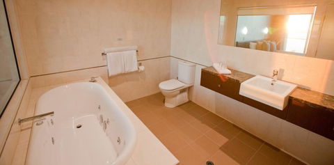 Port Lincoln Hotel - Tourism Hervey Bay 7