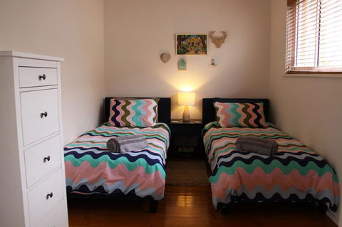 Grace Cottage - Tourism Hervey Bay 13