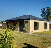 DBJ Holiday Units - Tourism Hervey Bay
