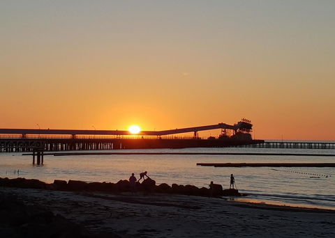 Wallaroo Beachfront Tourist Park - Hervey Bay Accommodation 0