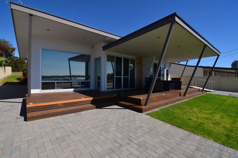 Beachview - Tourism Hervey Bay 1