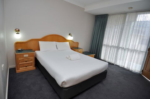 Hilton Beachfront Motel - Tourism Hervey Bay 24