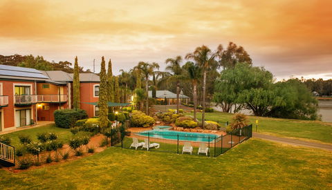 Clare Country Club - Tourism Hervey Bay 0