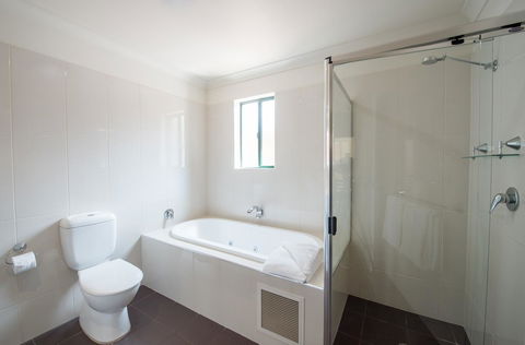Clare Country Club - Tourism Hervey Bay 12