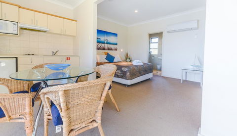 The Bluff Resort Apartments - Tourism Hervey Bay 7
