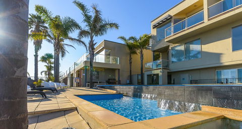 The Bluff Resort Apartments - Tourism Hervey Bay 11
