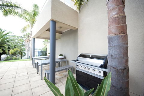 The Bluff Resort Apartments - Tourism Hervey Bay 34