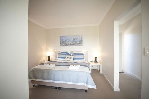 The Bluff Resort Apartments - Tourism Hervey Bay 32