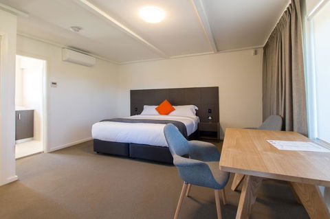Mick O\'Sheas - Hervey Bay Accommodation 29