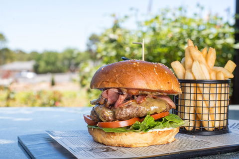 Mick O\'Sheas - Hervey Bay Accommodation 42