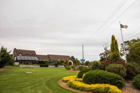 Mick O\'Sheas - Hervey Bay Accommodation 35