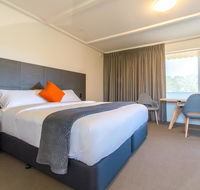 Mick O'Sheas - Tourism Hervey Bay