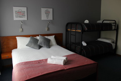 105 On The Park - Hervey Bay Accommodation 4