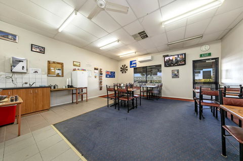 Border Village Roadhouse - Tourism Hervey Bay 12